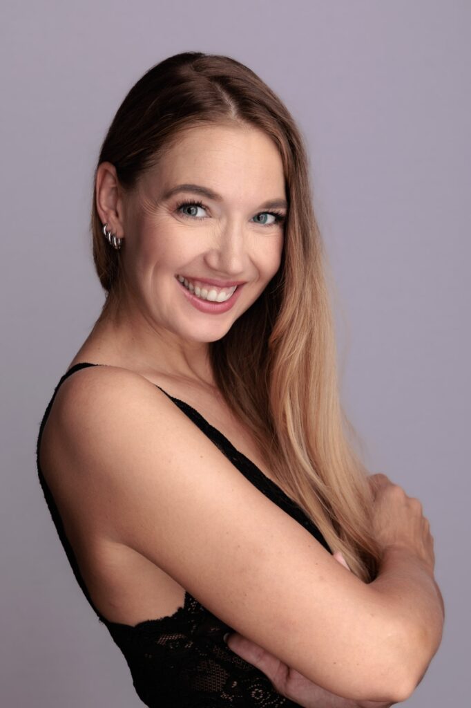 Sandra Bell